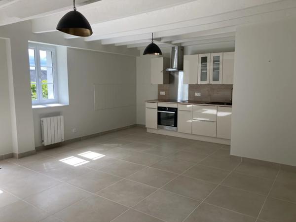 Location Maison 3 pièces 65 m2 à Forges-de-Lanouée