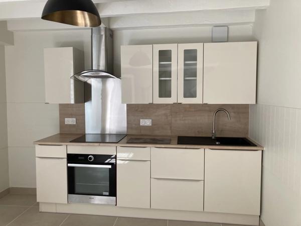 Location Maison 3 pièces 65 m2 à Forges-de-Lanouée