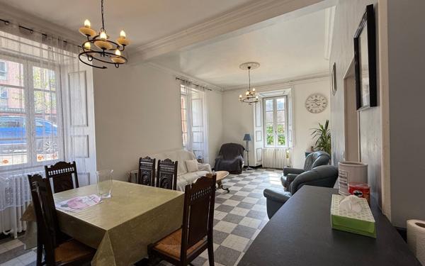 Maison à vendre    11 pièces •  Mende