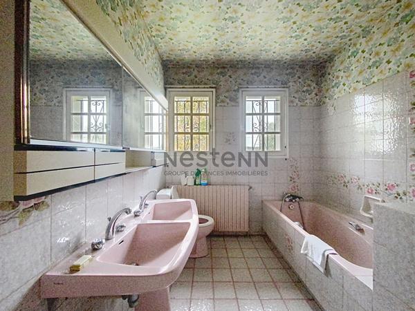 Propriété rare conjuguant maison familiale et ancienne grange à seulement 15 minutes de Limoges