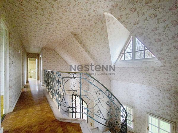 Propriété rare conjuguant maison familiale et ancienne grange à seulement 15 minutes de Limoges