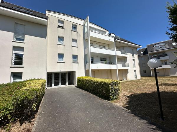 Appartement à vendre à Vannes T2 avec terrasse et garage en sous-sol !