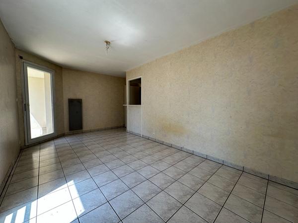 Appartement à vendre à Vannes T2 avec terrasse et garage en sous-sol !