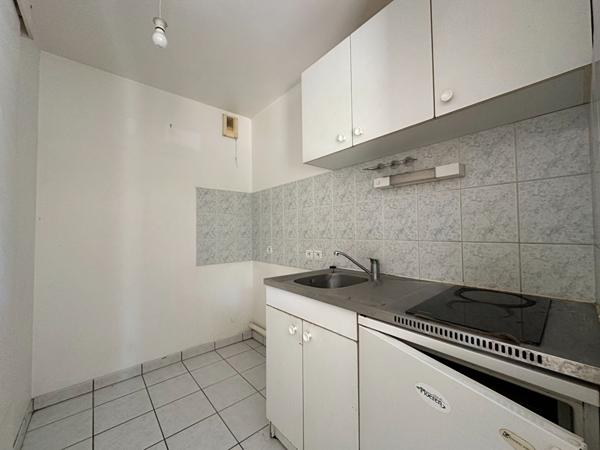 Appartement à vendre à Vannes T2 avec terrasse et garage en sous-sol !