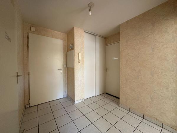 Appartement à vendre à Vannes T2 avec terrasse et garage en sous-sol !