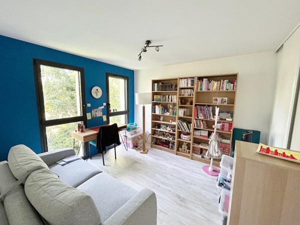 Maison 5 pièces de 2019 avec piscine et garage