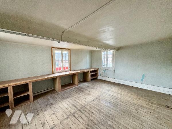 ENSEMBLE IMMOBILIER A BEAUVOIR EN LYONS