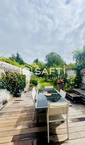 Maison de ville de caractère ! A moins de 50 min de Paris !