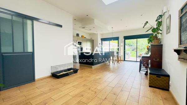 Maison de ville de caractère ! A moins de 50 min de Paris !