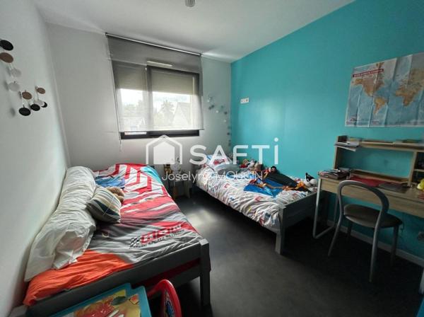 Pavillon de plain-pied, 4 chambres, jardin, garage