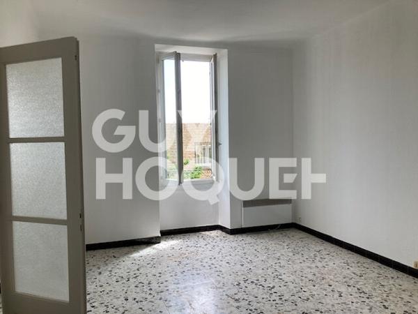 CHATEAURENARD Appartement 3 pièce(s) 73 M²