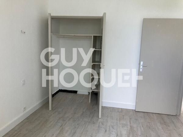 CHATEAURENARD Appartement 3 pièce(s) 73 M²