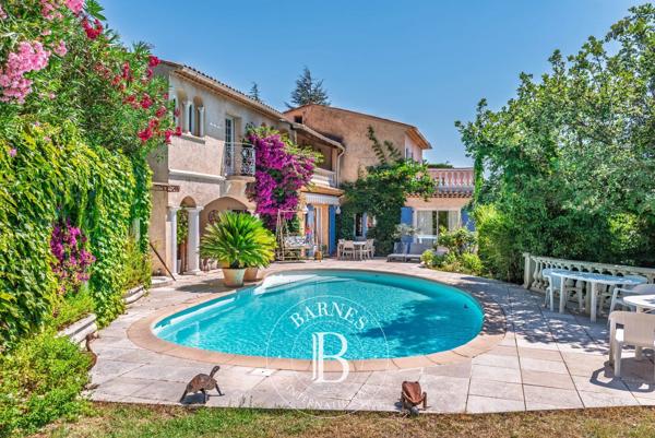 Grasse, Villa 5 Chambres -  230 m² à vendre