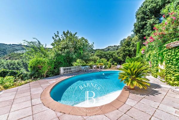 Grasse, Villa 5 Chambres -  230 m² à vendre
