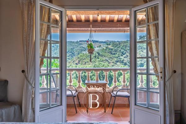 Grasse, Villa 5 Chambres -  230 m² à vendre