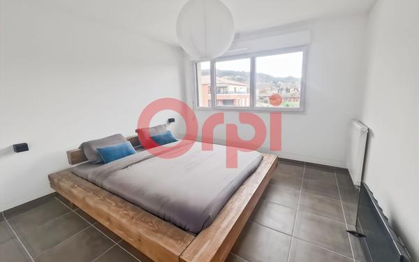 Appartement à vendre    4 pièces • 84,86 m2 Le Puy-Sainte-Réparade