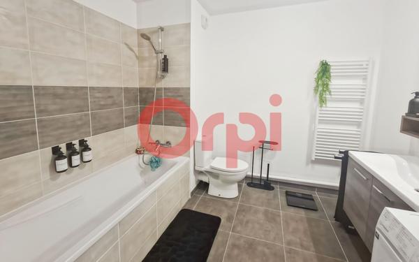 Appartement à vendre    4 pièces • 84,86 m2 Le Puy-Sainte-Réparade
