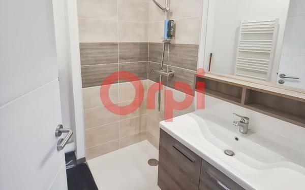 Appartement à vendre    4 pièces • 84,86 m2 Le Puy-Sainte-Réparade