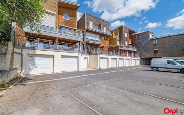 Appartement à vendre    3 pièces • 100,74 m2 Château-Thierry