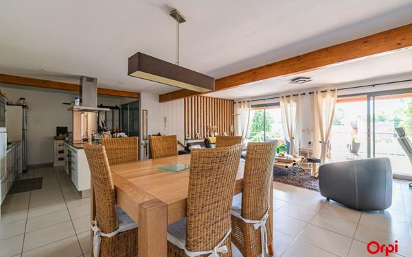 Appartement à vendre    3 pièces • 100,74 m2 Château-Thierry