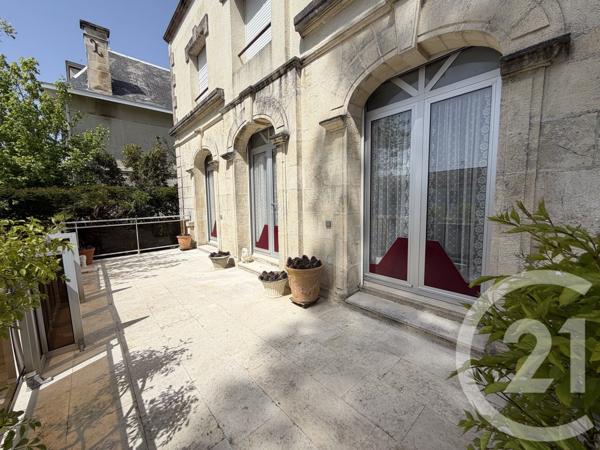 Appartement F4 à vendre  4 pièces - 73,08 m 2   ROYAN  - 17