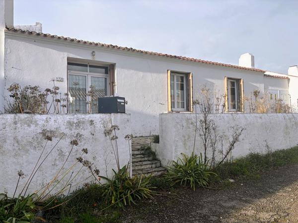 MAISON DE PECHEUR- VILLAGE DE  LA MEULE-