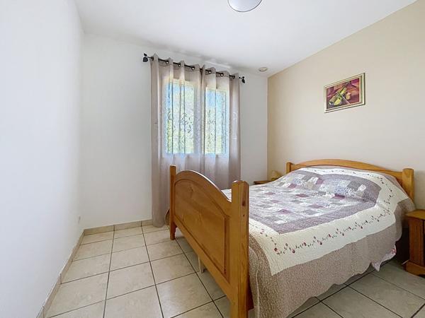 Belle maison de plain pied, terrain plat, proche d'Auch