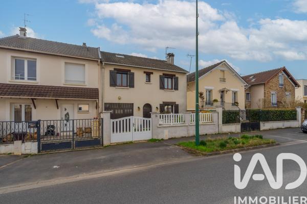 Maison à vendre 5 pièces 99 m² Vaires-sur-Marne