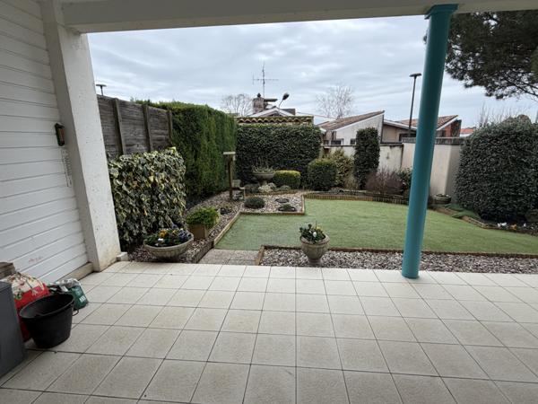 Villeneuve-sur-Lot (47300) Villeneuve sur lot, appartement T 3 avec terrasse et jardinet