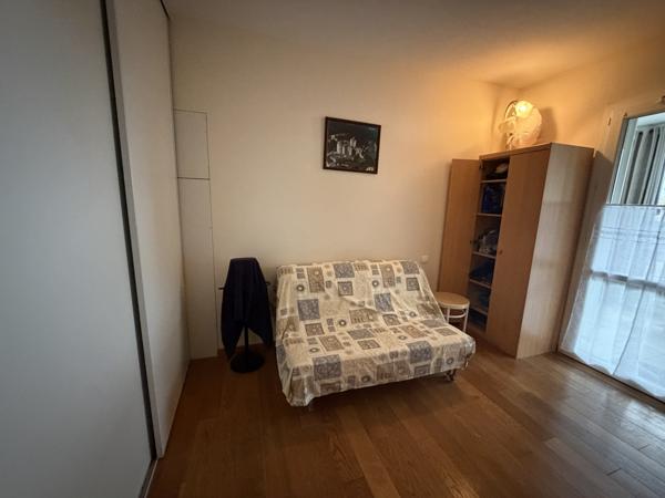 Villeneuve-sur-Lot (47300) Villeneuve sur lot, appartement T 3 avec terrasse et jardinet