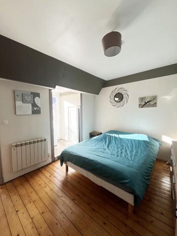 DOURDAN 5 Min - Maison de village