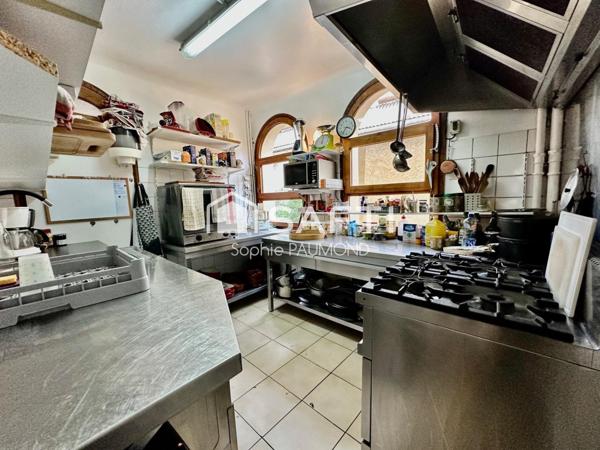 Murs commerciaux et résidentiels en pied de pistes