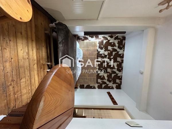 Murs commerciaux et résidentiels en pied de pistes