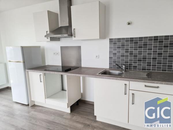 A LOUER F2 HEROUVILLE SAINT CLAIR AVEC PARKING, Herouville saint clair 14200