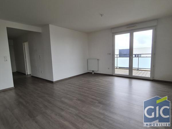 A LOUER F2 HEROUVILLE SAINT CLAIR AVEC PARKING, Herouville saint clair 14200