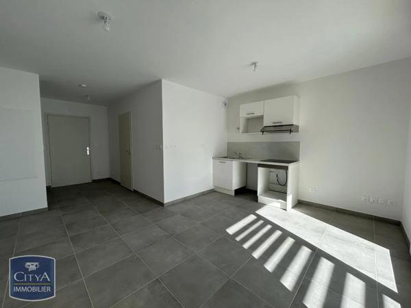 Appartement à louer 1 pièce 28.01m² Monteux (84170)