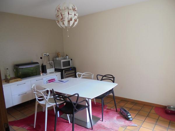 Maison 4 chambres garage et jardin.