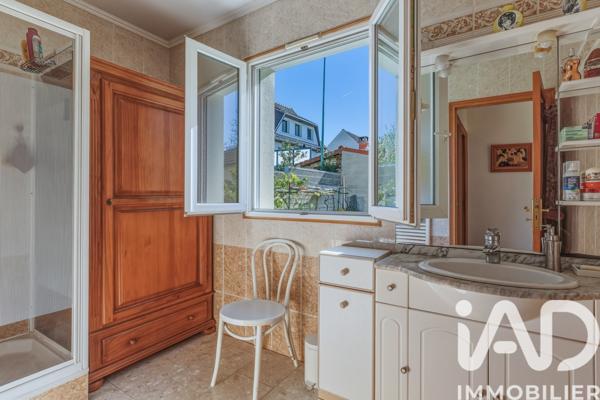 Maison à vendre 5 pièces 137 m² Ormesson-sur-Marne