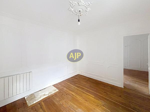 Vente appartement Paris 10eme : 318 000 € - AJP Immobilier Paris 15 - Agence Pernet