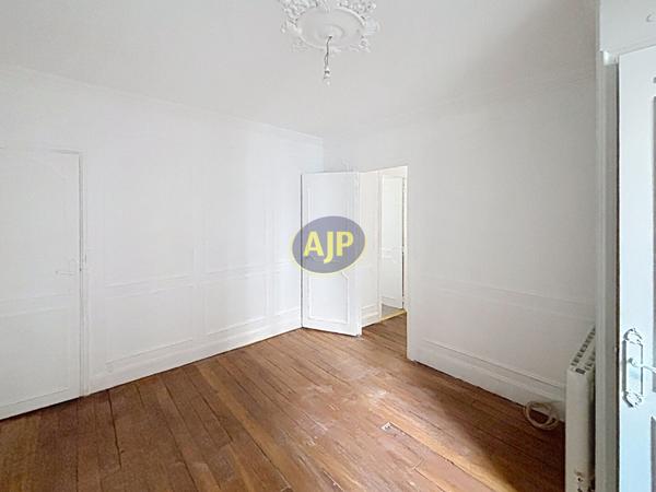 Vente appartement Paris 10eme : 318 000 € - AJP Immobilier Paris 15 - Agence Pernet