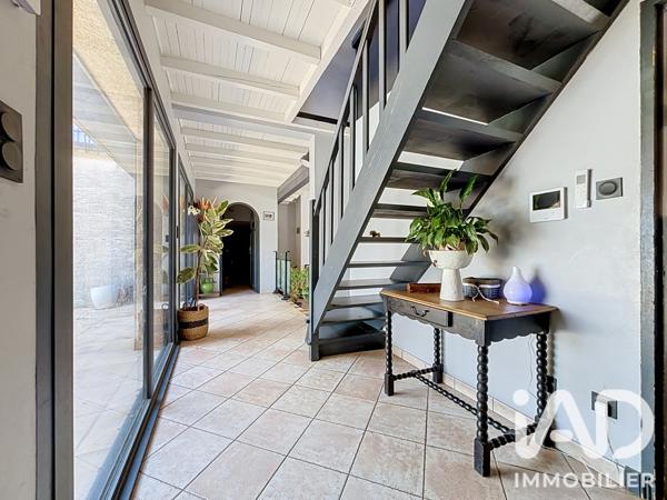Maison à vendre 8 pièces 275 m² Peyrens