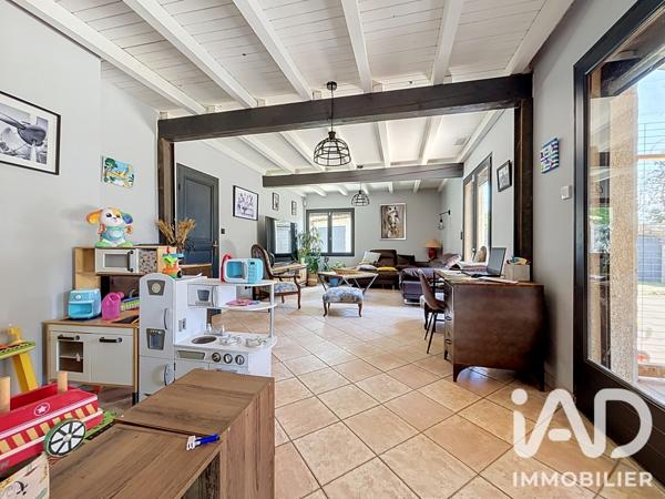 Maison à vendre 8 pièces 275 m² Peyrens