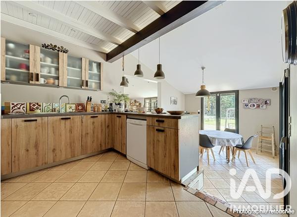 Maison à vendre 8 pièces 275 m² Peyrens