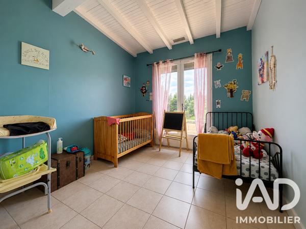 Maison à vendre 8 pièces 275 m² Peyrens