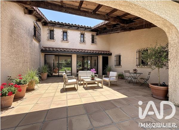 Maison à vendre 8 pièces 275 m² Peyrens