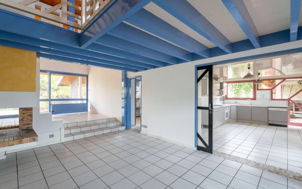 Maison à vendre    4 pièces •  Biscarrosse