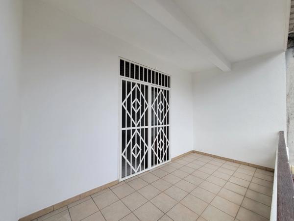 CAYENNE – IMMEUBLE MIXTE - 380 000 euros