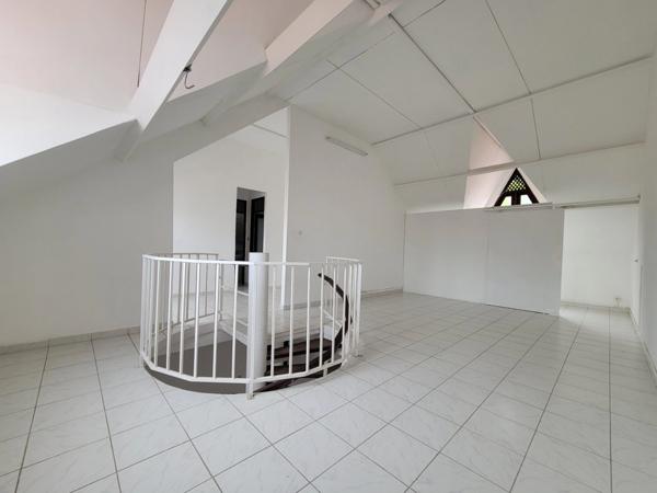 CAYENNE – IMMEUBLE MIXTE - 380 000 euros