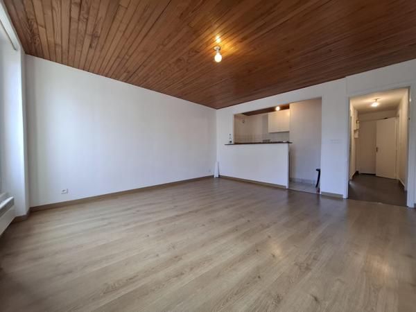 Location Appartement 2 pièces 60 m2 à Coulommiers