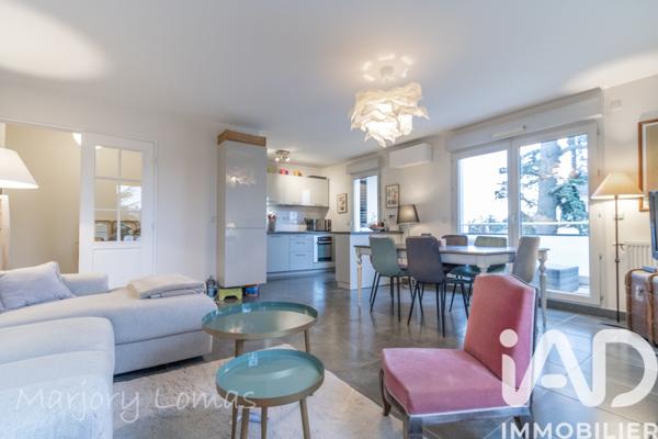 Location appartement 4 pièces 90 m² Charbonnières-les-Bains